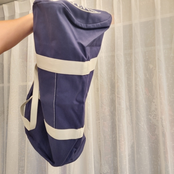 Pink by Victoria's Secret Canvas Duffle Bag Navy Gym Weekender Travel Logo NWT - Picture 13 of 15